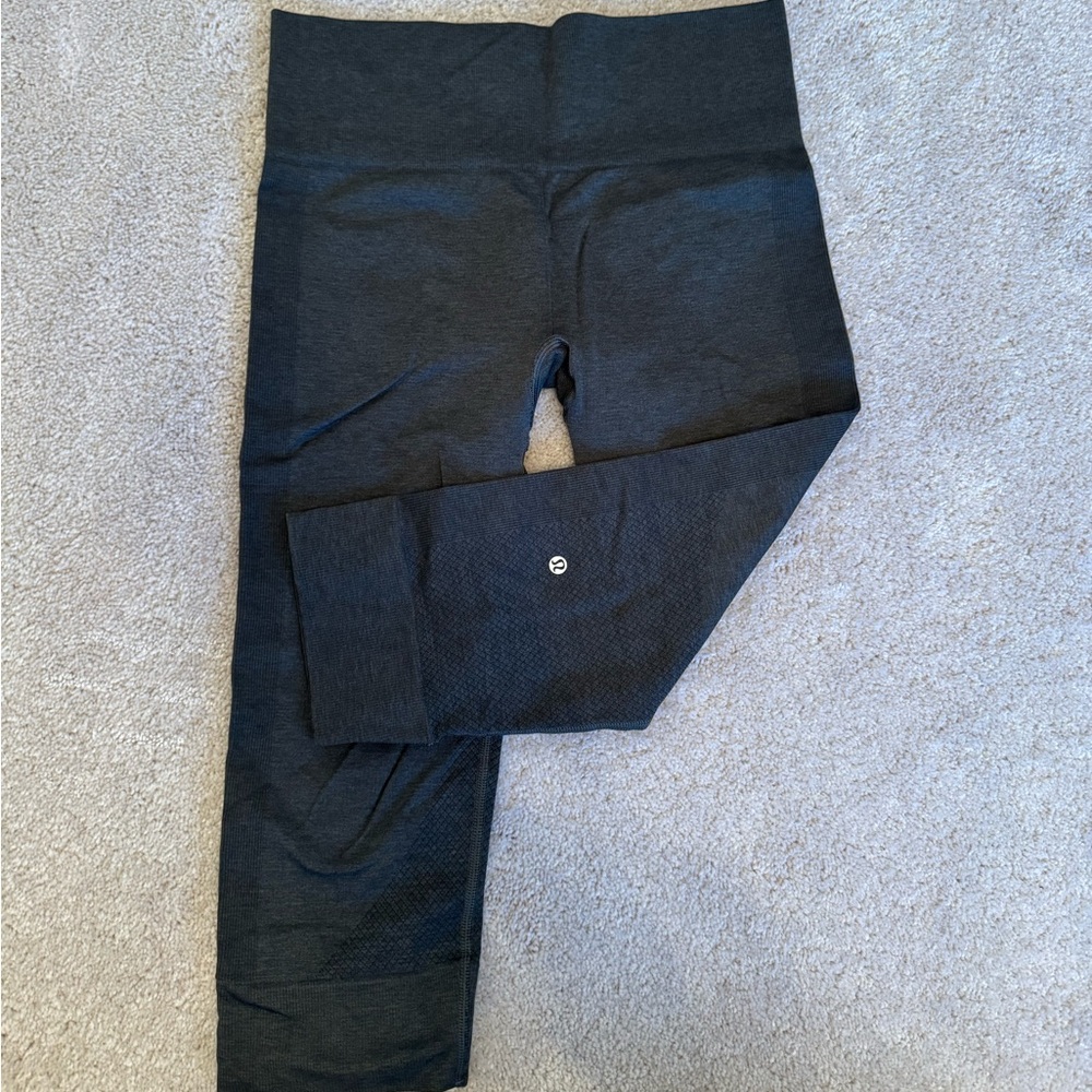 Lululemon cropped leggings